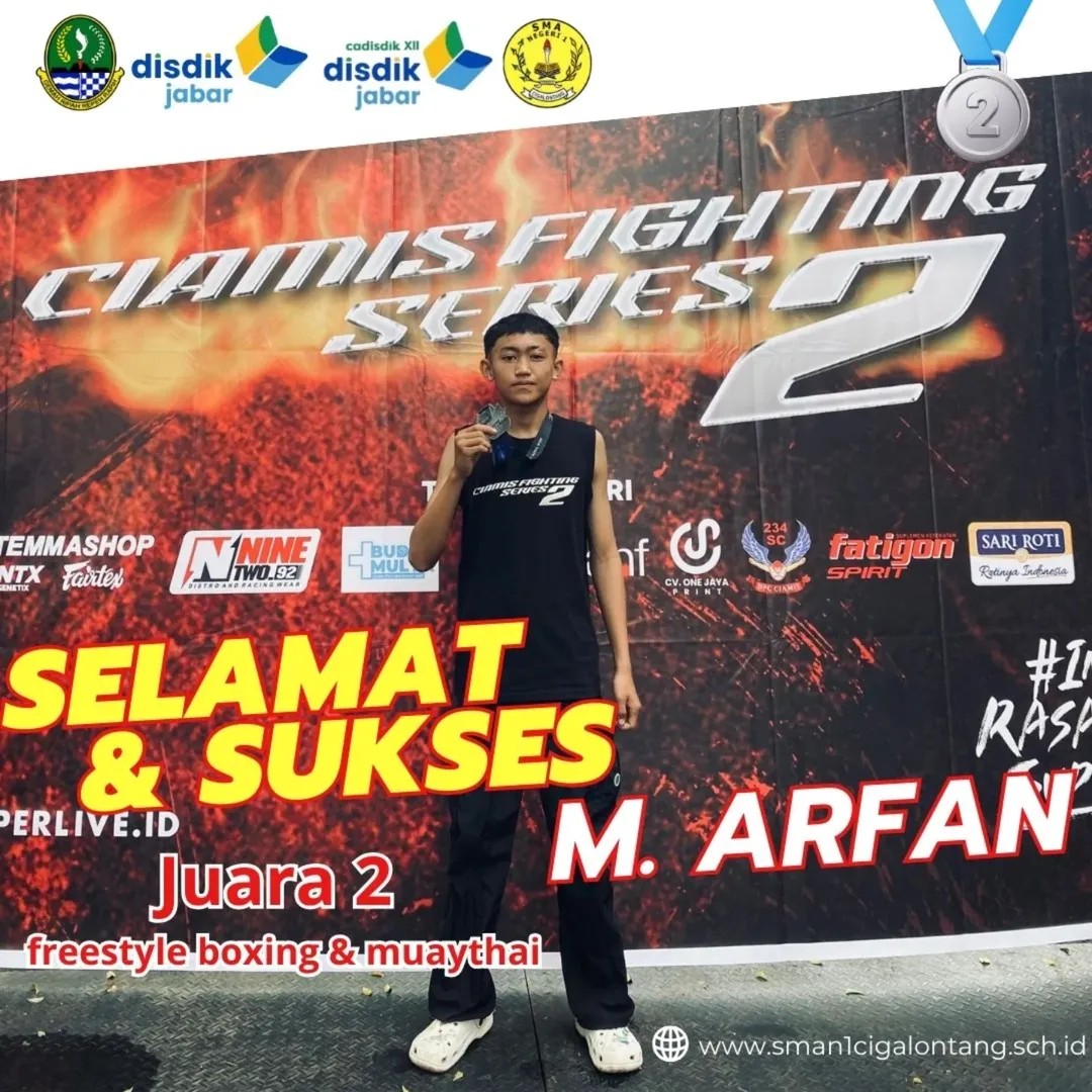 Siswa SMAN 1 Cigalontang yang berhasil meraih Juara 2 Freestyle Boxing & Muaythai pada ajang Ciamis Fighting Series 2